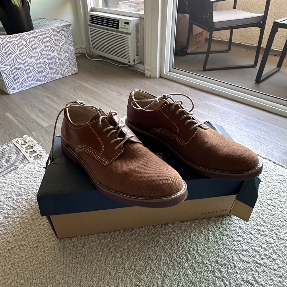 G.H. Bass & Co Oxford Shoes Size 8